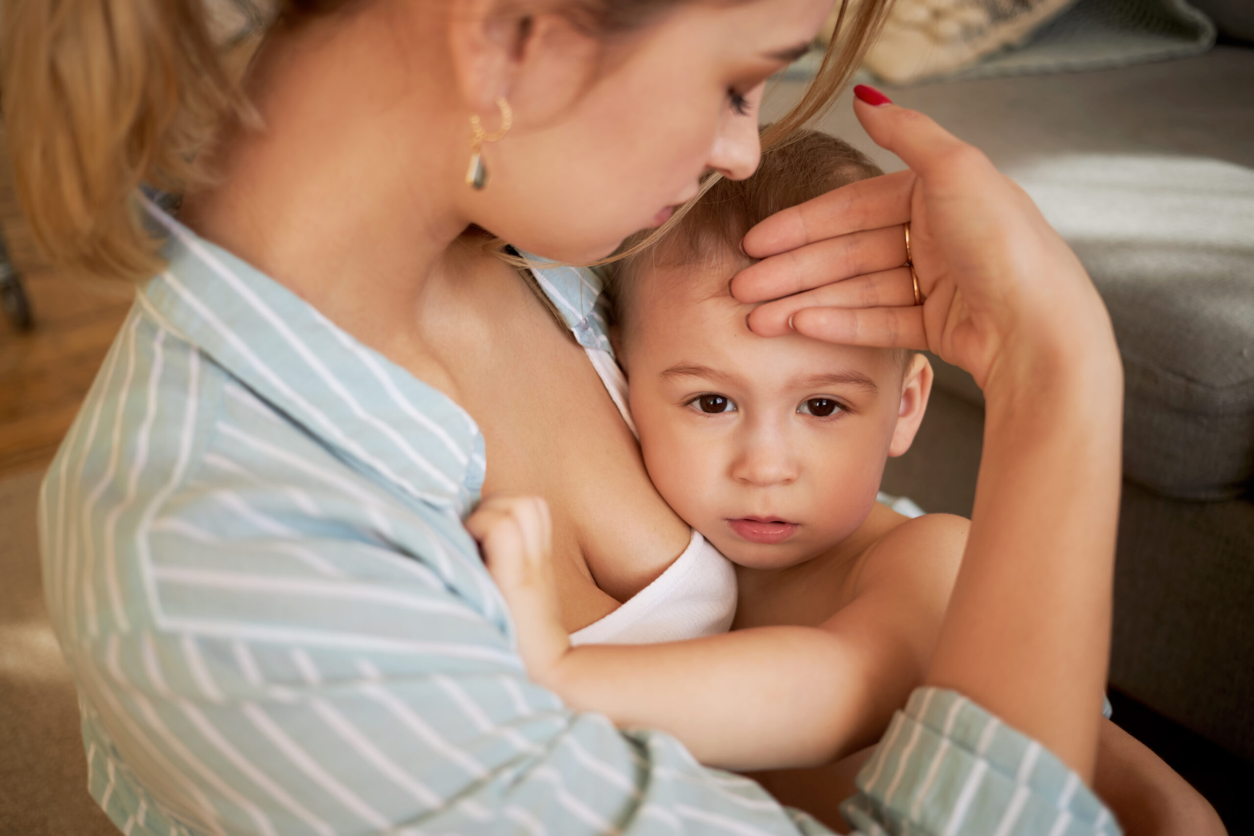 What can reduce high fever for baby?